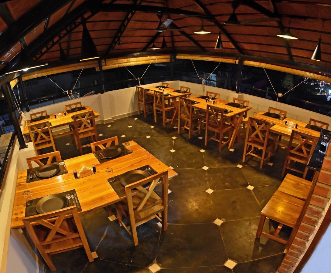 Catch A Wave Hotel Mahabalipuram Ngoại thất bức ảnh