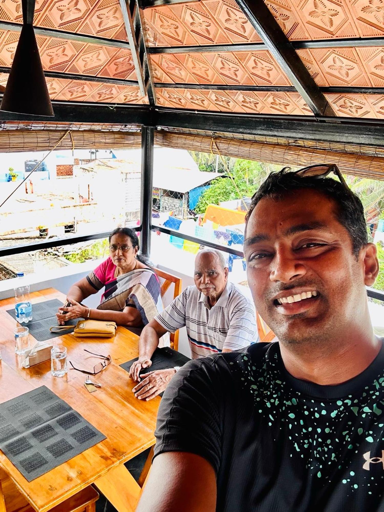 Catch A Wave Hotel Mahabalipuram Ngoại thất bức ảnh